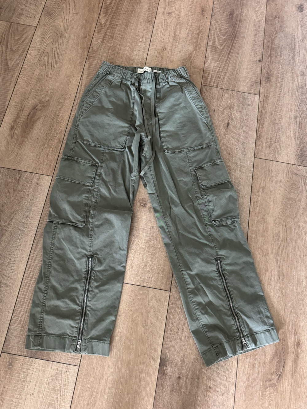 Abercrombie & Fitch Olive Green Cropped Cargo Jumpsuit-Style Pants